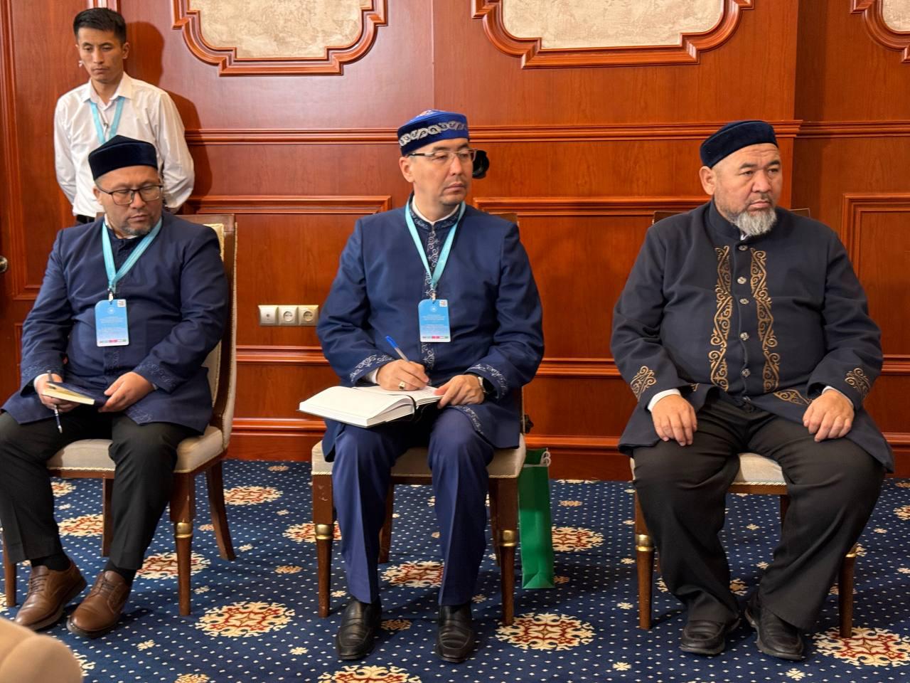 Конкурсқа қатысушылардың жалаңаш суреттері Семіз әйелдерді жалап порно