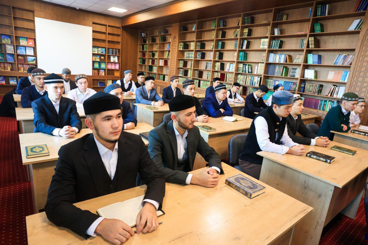 Скарлетт Йохатсонмен жыныстық қатынас