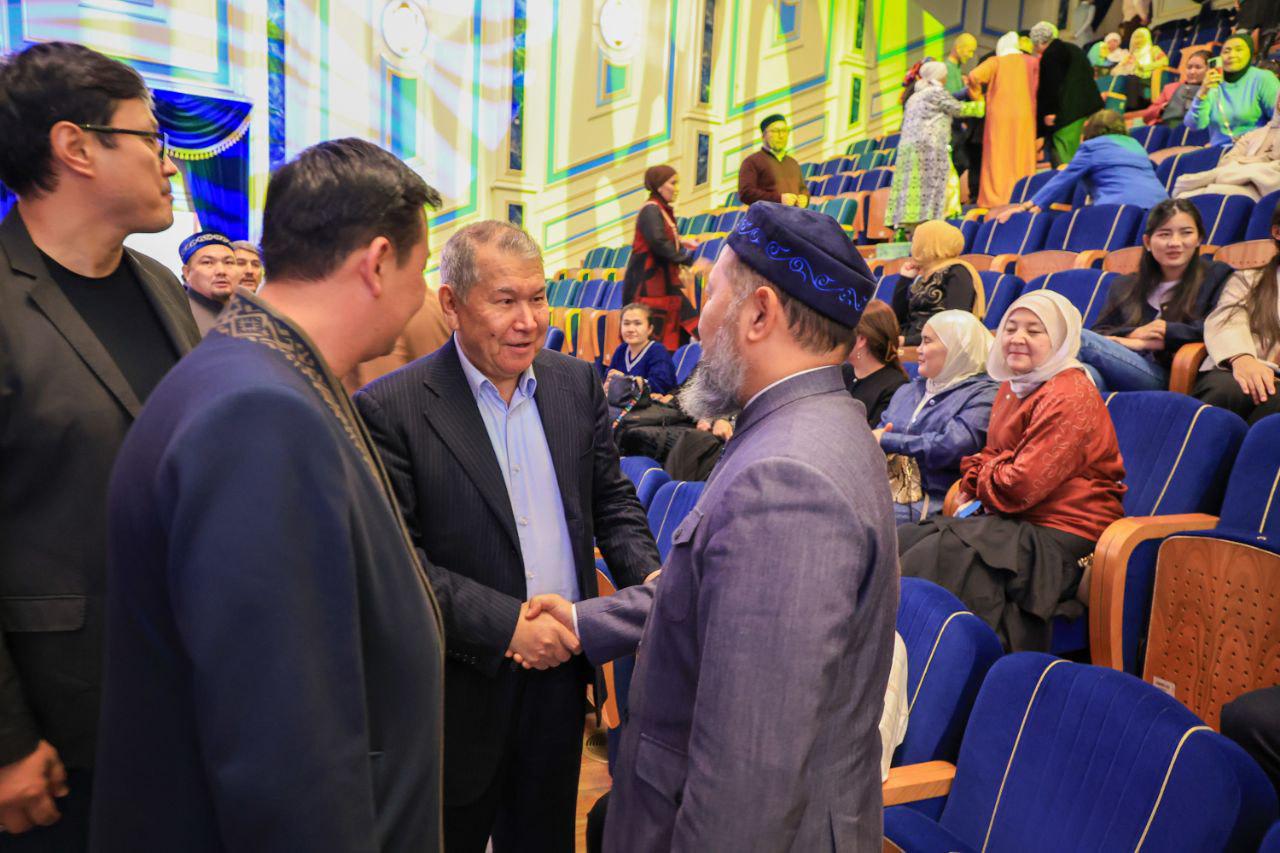 Аналармен қысқаша порно видеолар