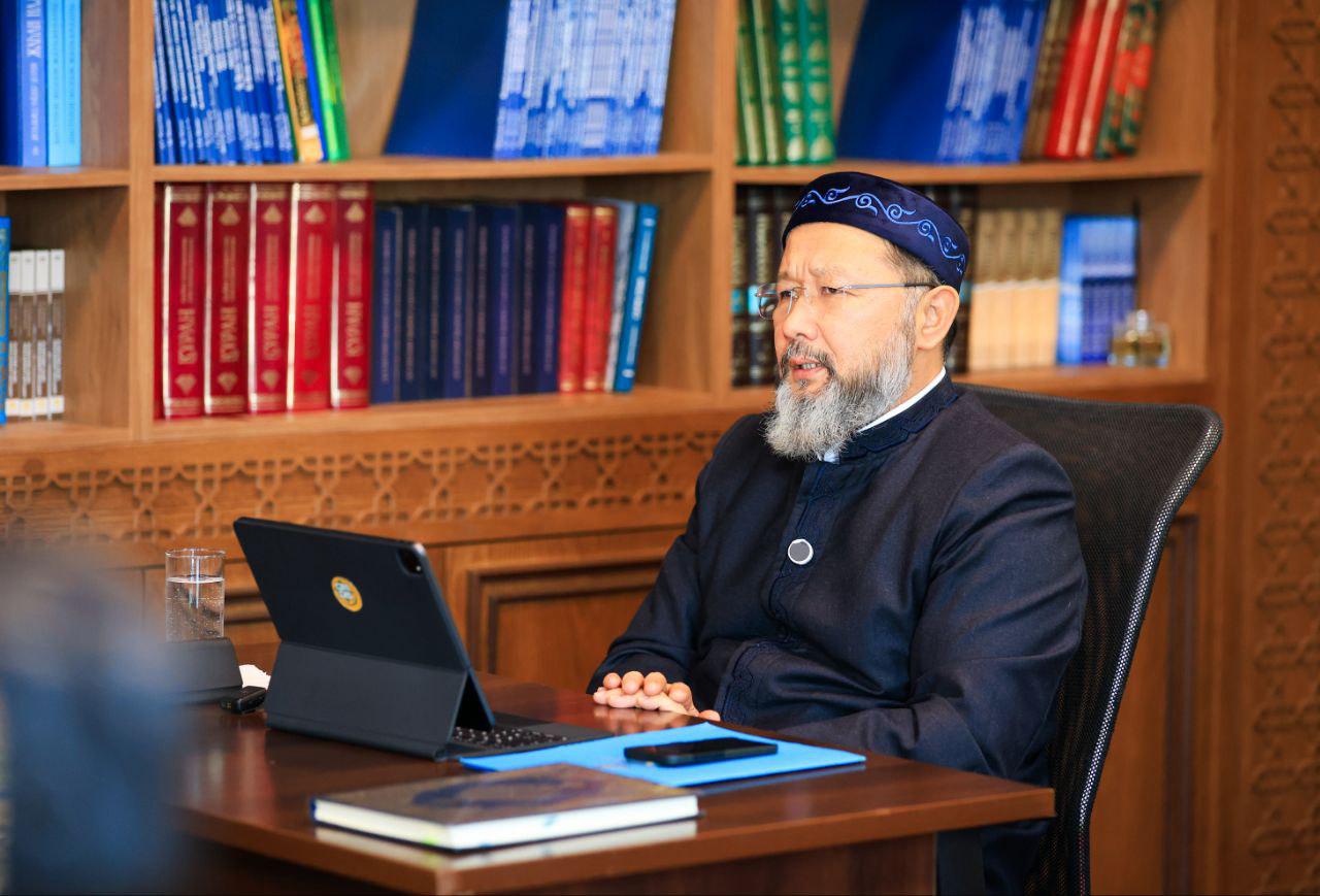 Смотреть онлайн порно мама конча