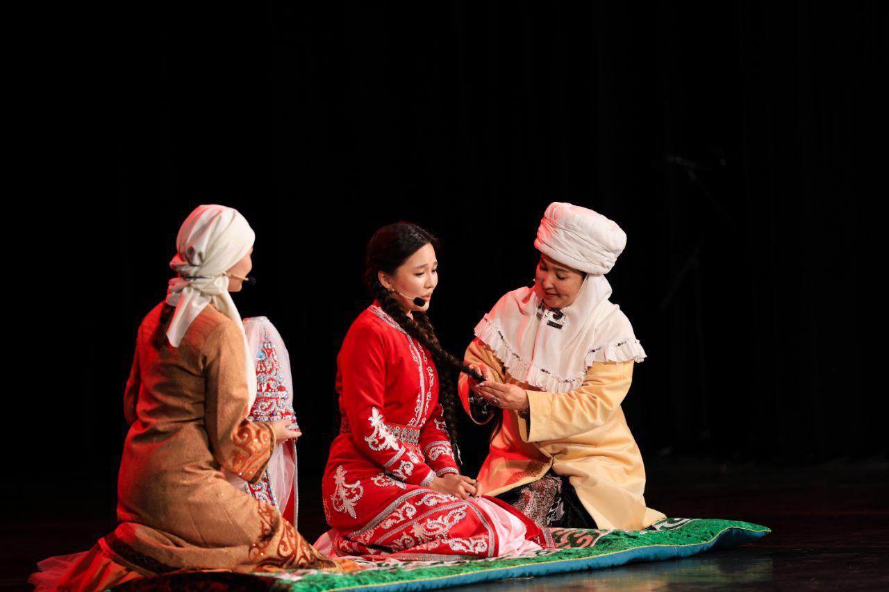 Саша Антонова порно фото