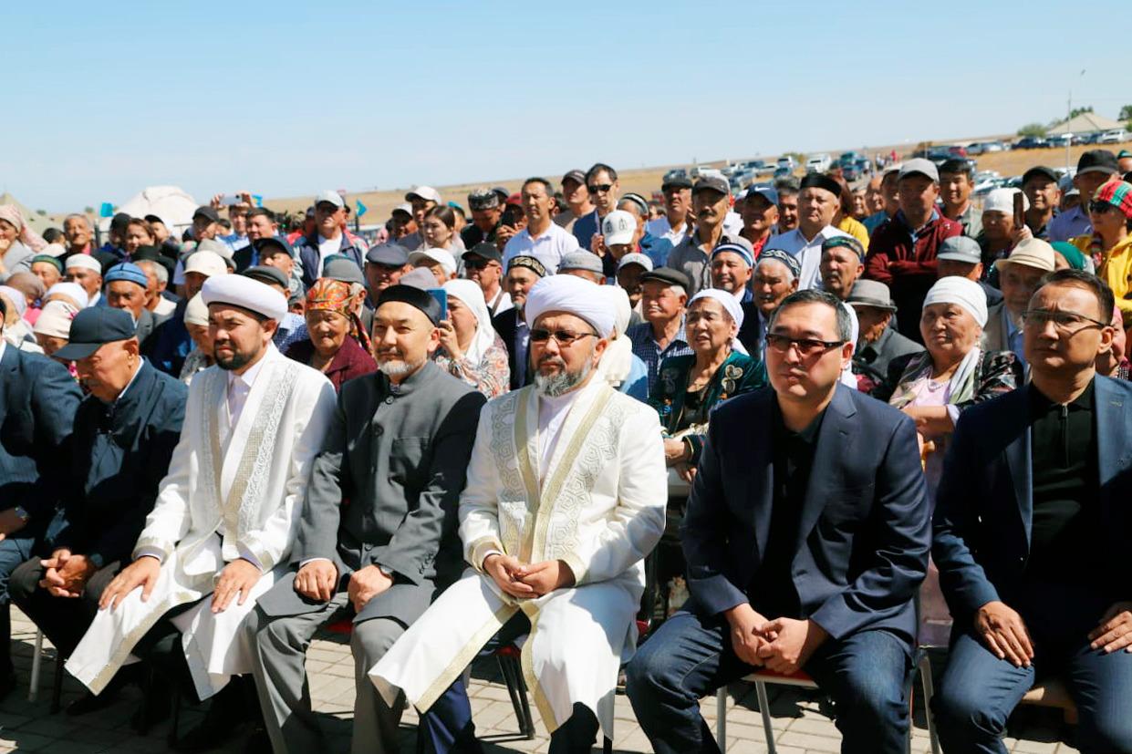 Жас транспорникалық фотосуреттер