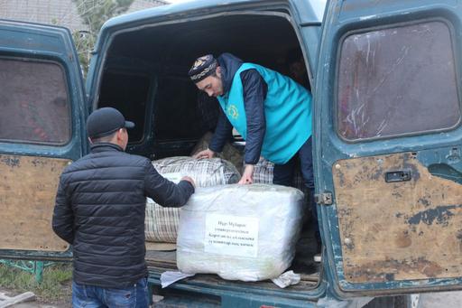 «Нұр-Мүбәрак» университетінің гуманитарлық көмегі ауылдарға жеткізілді (ФОТО)