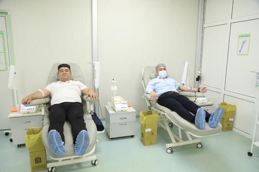 Шымкент имамдары қан тапсырды