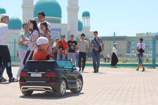 Балаларды қорғау күніне орай шара ұйымдастырылды (ФОТО)