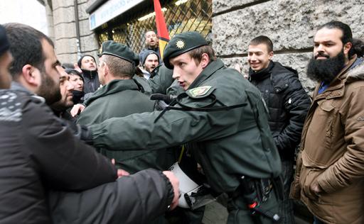 Германия салафиттердің ұйымына заңмен тыйым салды