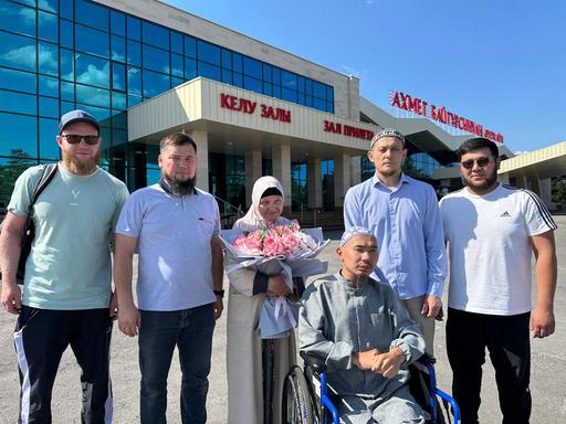 ҚМДБ ЖОЛДАМАСЫМЕН ҰМРАҒА БАРҒАН АЗАМАТТАР ОРАЛДЫ