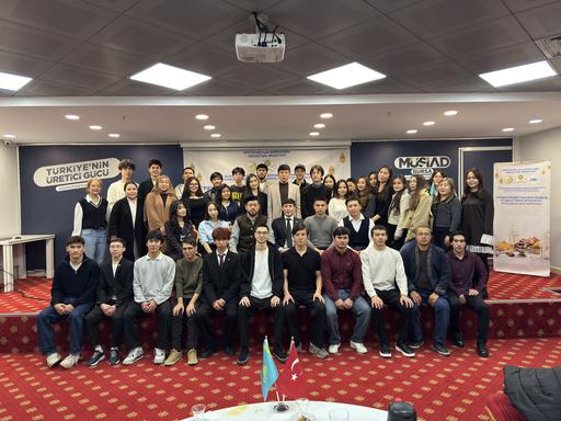 ТҮРКИЯДАҒЫ 1000 СТУДЕНТКЕ АУЫЗАШАР БЕРІЛДІ