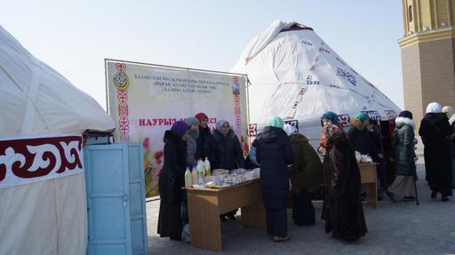 Өскеменде «Наурыз берекеті» қайырымдылық жәрмеңкесі өтті