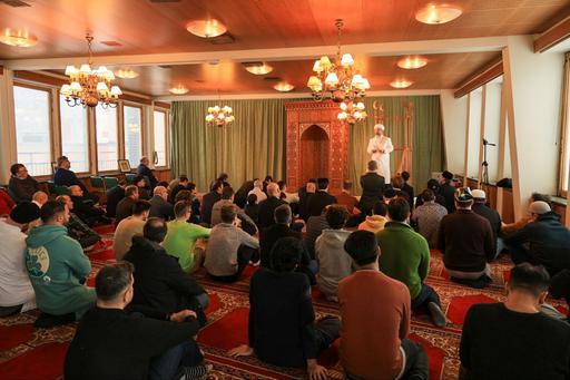 ВЕРХОВНЫЙ МУФТИЙ ВЫСТУПИЛ С ПЯТНИЧНОЙ ПРОПОВЕДЬЮ В МЕЧЕТИ ХЕЛЬСИНКИ