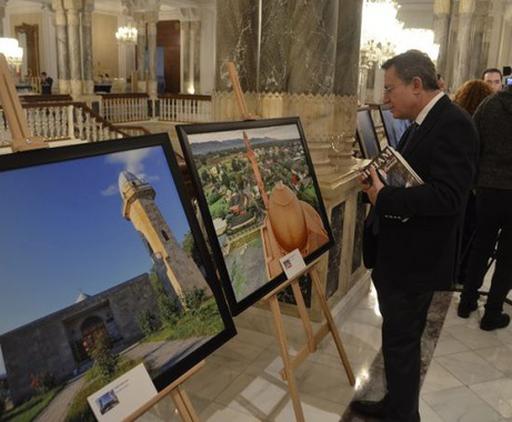 Фотовыставка: «Азербайджан - жемчужина исламской культуры»