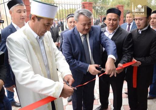 В Алматы открылся новый учебно-жилой комплекс медресе "Абу Ханифа" (ФОТО)