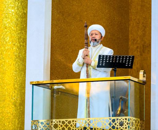 ҚМДБ ТӨРАҒАСЫ РЕСПУБЛИКАЛЫҚ БАС МЕШІТТЕ ЖҰМА НАМАЗЫН ЖҮРГІЗДІ