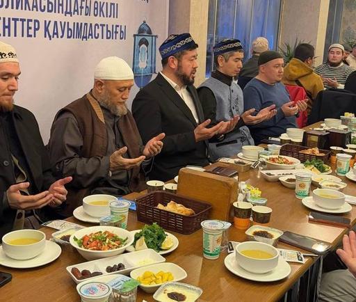 Конья төрінде қазақстандық студенттерге ауызашар берілді