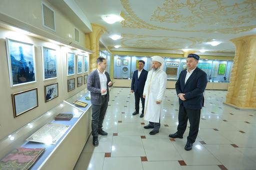 ҚМДБ ТӨРАҒАСЫ АҚТӨБЕ ОБЛЫСТЫҚ «РУХАНИЯТ» МУЗЕЙІН АРАЛАДЫ