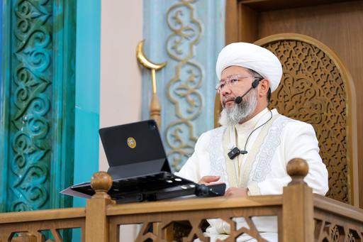 БАС МҮФТИ ӘБУ НАСЫР ӘЛ-ФАРАБИ МЕШІТІНДЕ ЖҰМА УАҒЫЗЫН АЙТТЫ