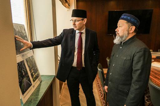 БАС МҮФТИ ХЕЛЬСИНКИ ОРТАЛЫҚ МЕШІТІНІҢ ЖҰМЫСЫМЕН ТАНЫСТЫ