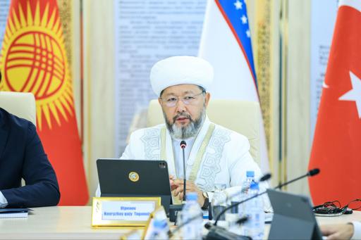 БАС МҮФТИ ХАЛЫҚАРАЛЫҚ КОНФЕРЕНЦИЯДА БАЯНДАМА ЖАСАДЫ