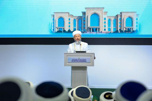 ВЕРХОВНЫЙ МУФТИЙ: БУДЕТ ОТКРЫТ СЕКТОР ИСЛАМСКИХ ФИНАНСОВ