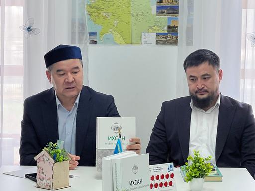 Маңғыстау: «Бекет ата» мешітінде рухани кітап клубының алғашқы жиыны өтті