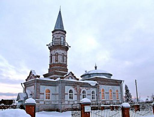 Поэт возглавил сибирскую мечеть