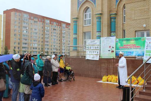 Қостанайда құрбандық еттері үлестірілді