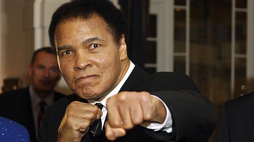 Легендарный боксер Мохаммед Али скончался в США