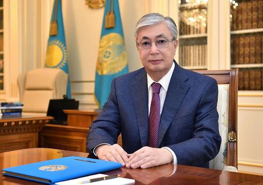 ГЛАВА ГОСУДАРСТВА ПОЗДРАВИЛ С ПРАЗДНИКОМ КУРБАН АЙТ