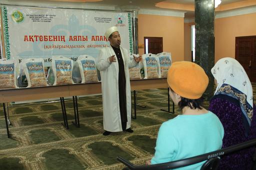 «Ақтөбенің аялы алақаны» қайырымдылық акциясы жалғасуда