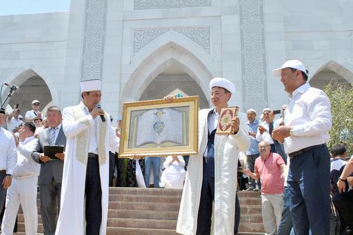 Бас мүфти Жетісайдағы жаңа мешіттің ашылуына қатысты (ФОТО)