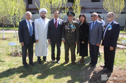 Қарттар үйіндегі ардагерлерге арналған салтанатты шара өтті (ФОТО)