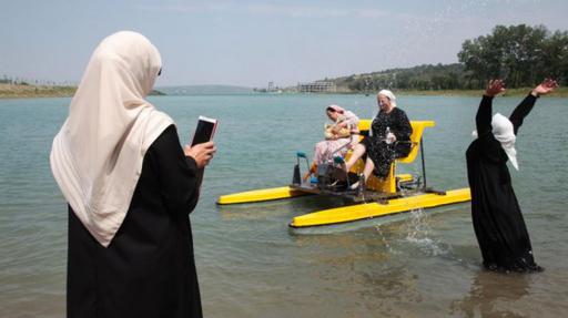 Первый женский пляж открыли в Чечне
