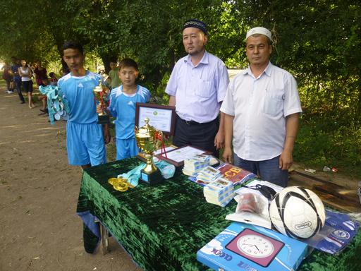 Жасөспірімдер арасында футбол жарысы өтті