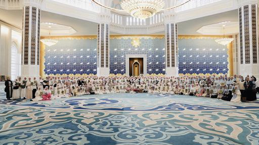 Бас мешіт шәкірттері құранға түсті