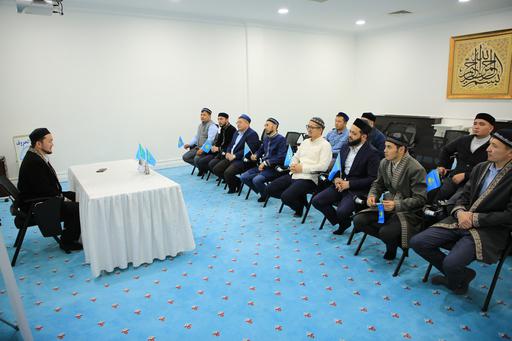 Әзірет Сұлтан мешітінде жастармен рухани кездесу өтті