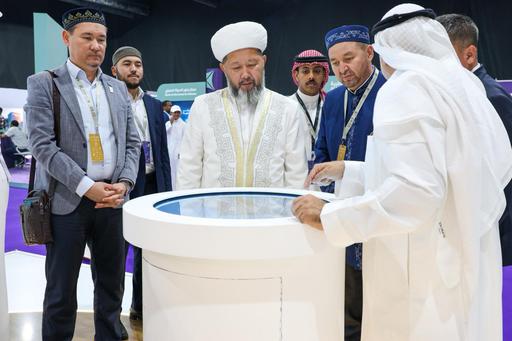 ҚМДБ ТӨРАҒАСЫ ҚАЖЫЛЫҚ КӨРМЕСІНДЕ ИННОВАЦИЯЛЫҚ ЖОБАЛАРМЕН ТАНЫСТЫ