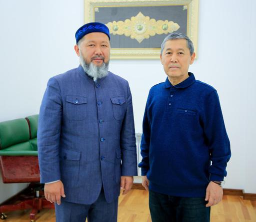 БАС МҮФТИ НАУРЫЗБАЙ ҚАЖЫ ТАҒАНҰЛЫ БЕЛГІЛІ ШЫҒЫСТАНУШЫ ҒАЛЫМ, ПРОФЕССОР ӘШІРБЕК МУМИНОВПЕН КЕЗДЕСТІ