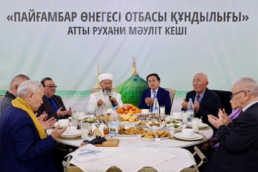 ВЕРХОВНЫЙ МУФТИЙ ПРИНЯЛ УЧАСТИЕ В ДУХОВНОМ ВЕЧЕРЕ «МАВЛИД» В КОНАЕВЕ