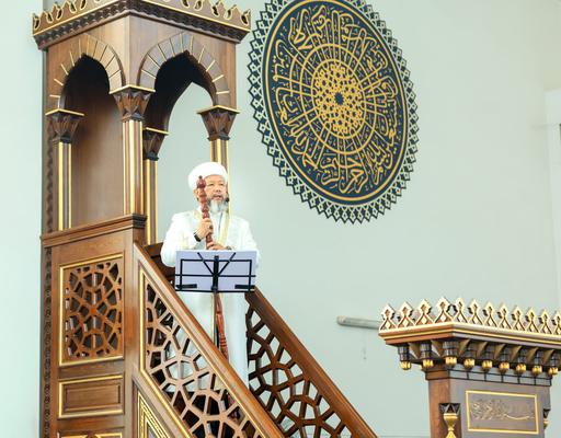 ВЕРХОВНЫЙ МУФТИЙ ПРОВЕЛ АЙТ-НАМАЗ И ВЫСТУПИЛ С ПРОПОВЕДЬЮ В ТУРКЕСТАНЕ