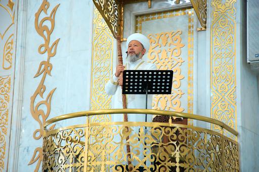 ҚМДБ ТӨРАҒАСЫ «ӘЗІРЕТ СҰЛТАН» МЕШІТІНДЕ ЖҰМА НАМАЗЫН ӨТКІЗДІ