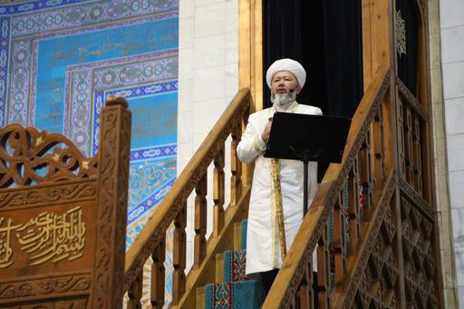 БАС МҮФТИ АЛМАТЫ ОРТАЛЫҚ МЕШІТІНДЕ ЖҰМА УАҒЫЗЫН АЙТТЫ