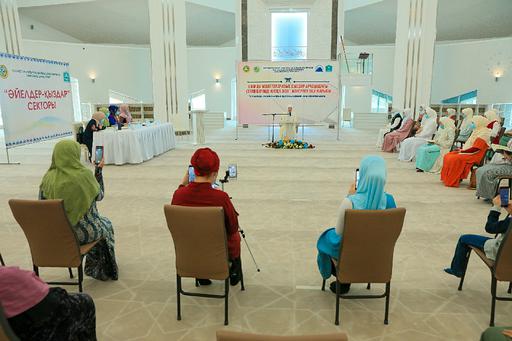 Нур-Султан: Прошел конкурс чтения Корана среди девушек