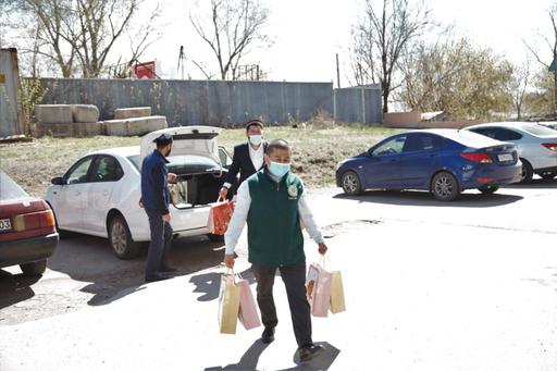 Көкшетау: Балалар үйіне базарлық жасады