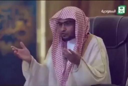 Саудовский имам призвал не принуждать женщин носить никаб