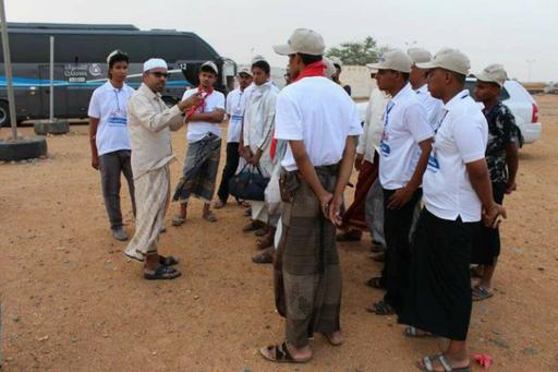 300 волонтеров из Йемена помогают совершать хадж  