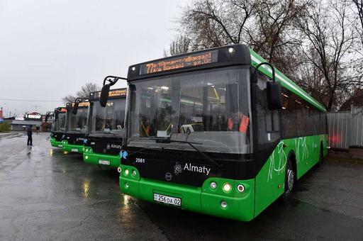 После таравих намаза прихожан Центральной мечети Алматы будут развозить автобусы