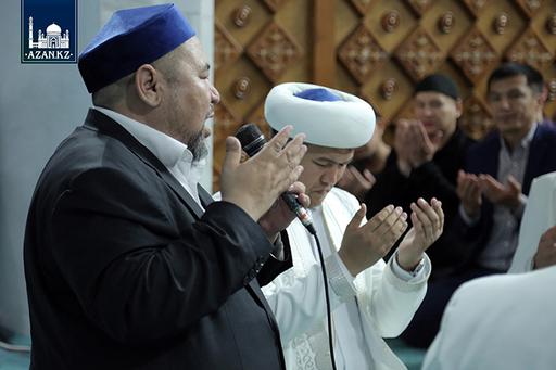 Фото: В Центральной мечети г. Алматы прошел хатм дуа Корана