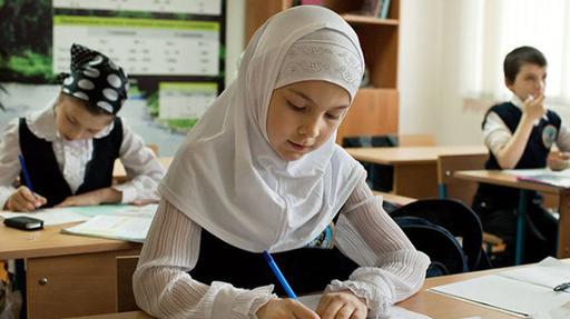 Таджикский имам предложил ввести изучение ислама в школьную программу