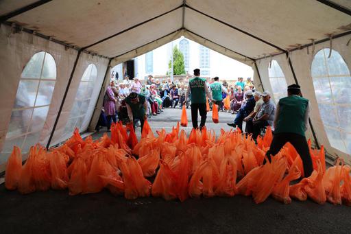 ҚМБД «Зекет» қоры: З00 дана құрбан еті үлестірілді