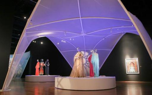 В США проходит масштабная выставка модной мусульманской одежды